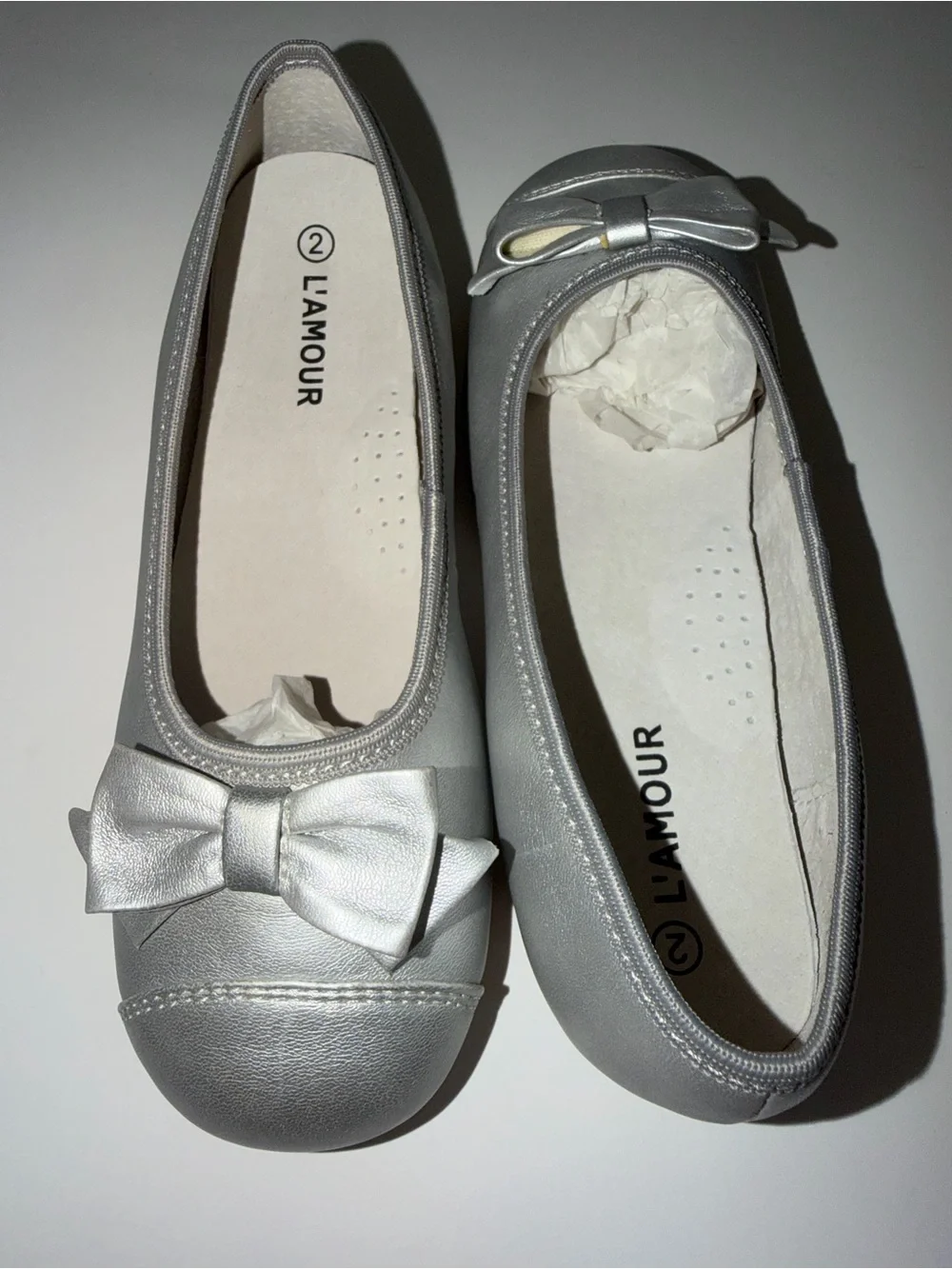 NWT L'Amour Girls Size 2 Silver Bow Ballet Flats | Wedding Holiday Christmas